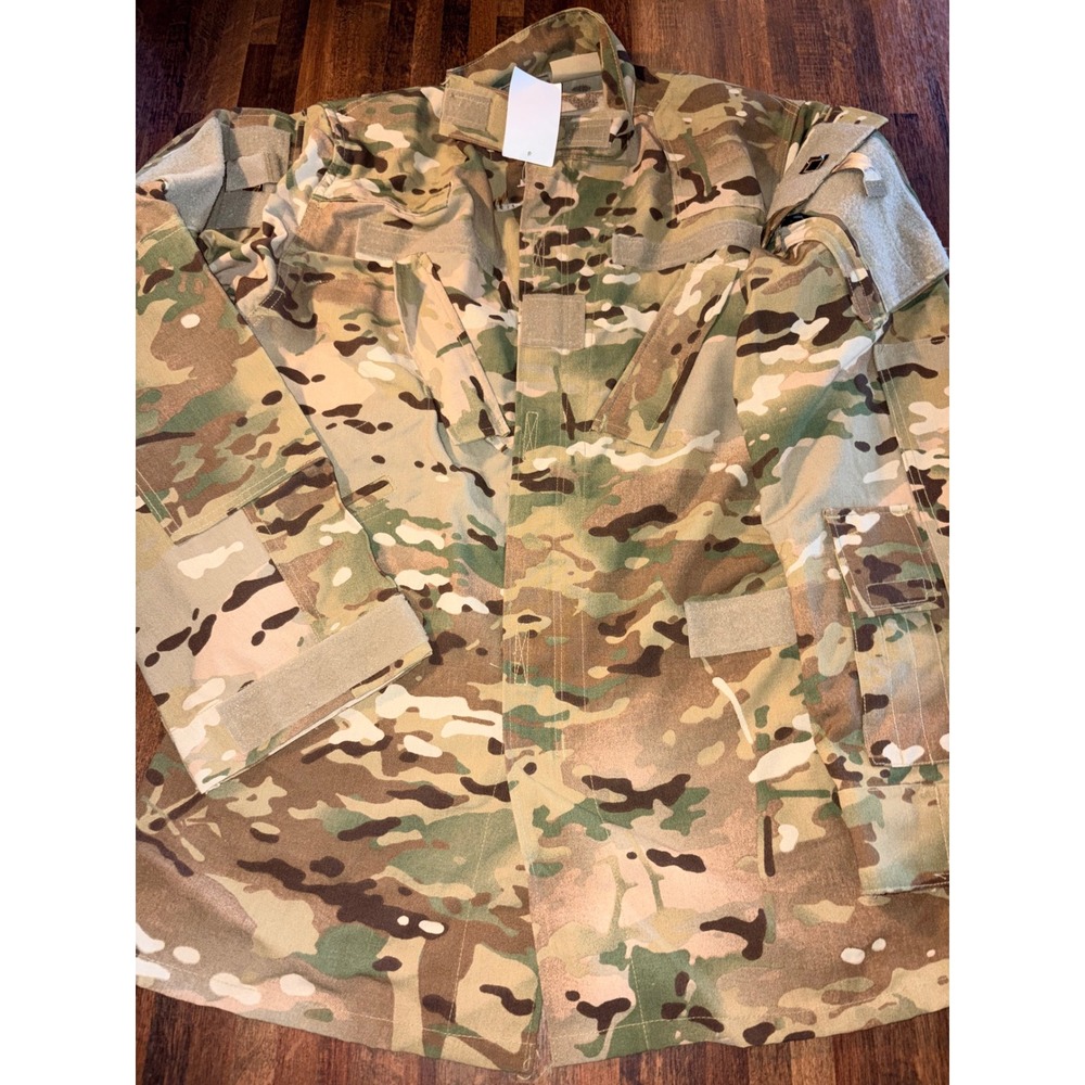 US Military OCP Multicam ACU Combat Uniform Coat Jacket Small Regular NEW